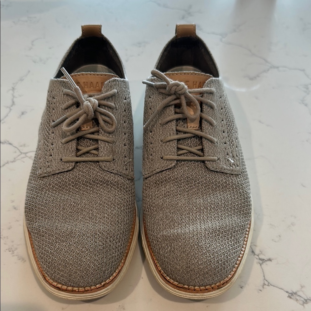 Cole Haan Grand Os Shoe, size 8.5